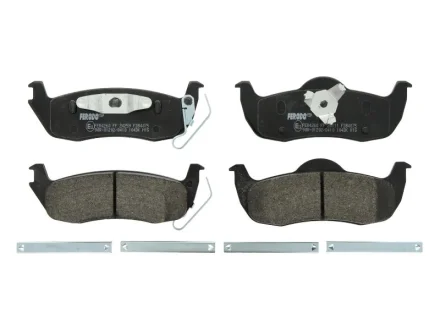 Комплект гальмівних колодок задн, INFINITI QX56 JEEP COMMANDER, GRAND CHEROKEE II, GRAND CHEROKEE III, GRAND CHEROKEE IV NISSAN ARMADA MK I, TITAN 2.7D-5.7 08.03- FERODO FDB4075