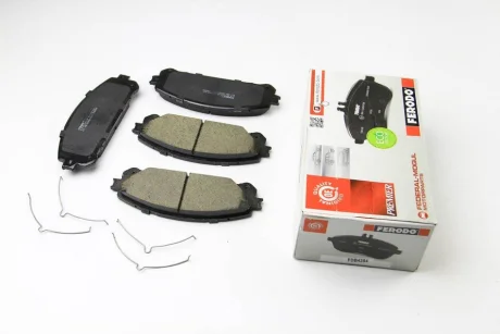 Комплект гальмівних колодок передн, LEXUS NX, NX II, RX TOYOTA CAMRY, HIGHLANDER, HIGHLANDER / KLUGER, RAV 4 III, RAV 4 IV, RAV 4 V 2.0-3.5H 05.07- FERODO FDB4354