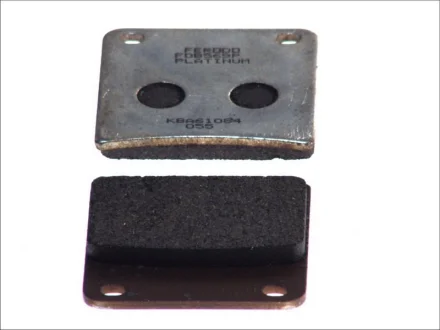 Гальмівні колодки задн, призначення: шосейне, матеріал: platinum-P, 57x59,1x8,9мм SUZUKI GSX, VX 600/750/800 1988-1997 FERODO FDB569P