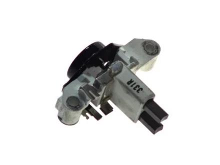 Регулятор напруги (12V) MERCEDES 124 (C124), E T-MODEL (S210), E (W210) ALFA ROMEO 145, 146, 155, 164 AUDI 100 C4, 80 B4, A4 B5, A6 C4, A8 D2, CABRIOLET B3, COUPE B3 1.0-4.2 03.87-03.10 HELLA 5DR004 242-051