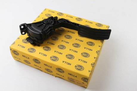 Педаль акселератора з датчиком HELLA 6PV010946191