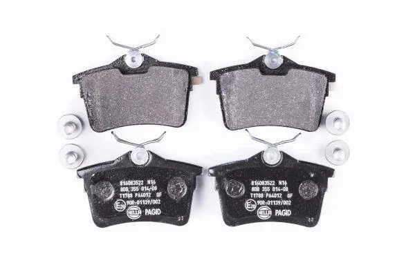 Колодки гальмівні дискові; задня вісь HELLA 8DB355014081 (фото 1)