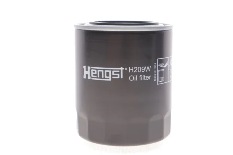 Фільтр масляний Hyundai H-1/Kia Carnival/Mazda 323/Mitsubishi Colt/Galant/L300/Lancer/Pajero 82- HENGST FILTER H209W