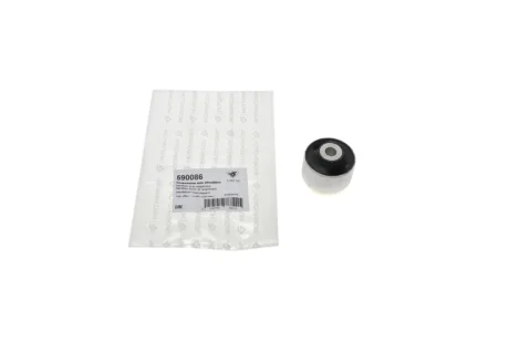 Сайлентблок важеля (переднього/зверху/всередині) VW Passat 94-08 HUTCHINSON 590086