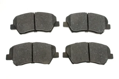 Колодки гальмівні (передні) Hyundai Elantra 10-/ i30 11-/ Kia Ceed/Cerato 12- R15 PARTS KAVO KBP-3030