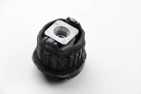 Сайлентблок балки (задньої/ззаду) MB E-клас (W211) 02-08 LEMFORDER 27451 01