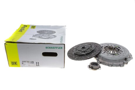Фото комплект зчеплення Toyota Hilux VIII 2.4D/2.8D-4D/TD 4WD, 15-, (2GD-FTV/1GD-FTV) LuK 628 3585 00 Комплект зчеплення Toyota Hilux VIII 2.4D/2.8D-4D/TD 4WD, 15-, (2GD-FTV/1GD-FTV) LuK 628 3585 00