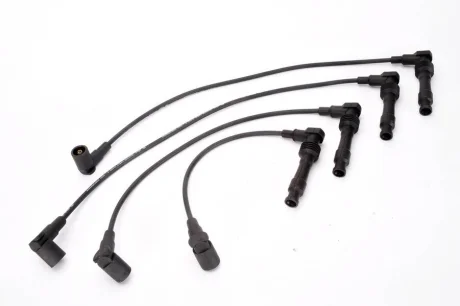 Комплект проводів запалювання OPEL ASTRA F, ASTRA G, CORSA B, KADETT E, TIGRA, VECTRA A, VECTRA B TOYOTA AVENSIS 1.4-2.0 03.88-01.05 MAGNETI MARELLI 941319170015