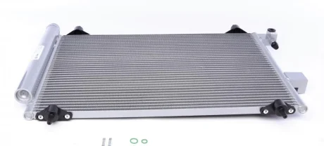 Радіатор кондиціонера Citroen C5 II/III/C6/Peugeot 407 1.6-3.0D 02- MAHLE MAHLE / KNECHT AC 585 001S
