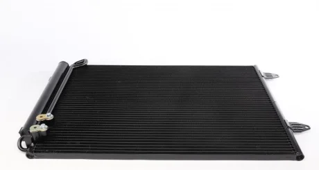 Радіатор кондиціонера VW Passat 05-14/CC 2.0TDI 11-16 (439x577x16) MAHLE MAHLE / KNECHT AC 666 000S
