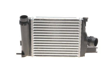 Радиатор интеркулера Renault Clio 0.9 TCe 12- MAHLE MAHLE / KNECHT CI 661 000S