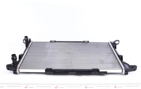 Радіатор охолодження Audi A4/A5 1.8-2.0TFSI 07-17/2.0TDI/A6 2.0TFSI/2.0TDI/Q3/Q5 2.0TDI 10-17 (МКПП) MAHLE / KNECHT CR 1060 000P