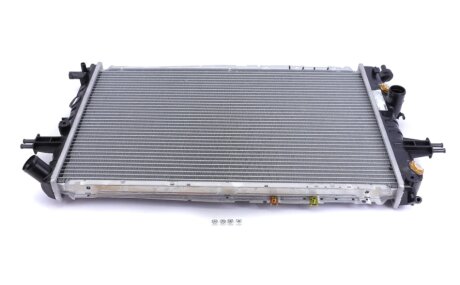 Фото радиатор охлаждения Opel Astra G/ Zafira A 2.0-2.2DTI 98-05 MAHLE MAHLE / KNECHT CR 320 000S Радиатор охлаждения Opel Astra G/ Zafira A 2.0-2.2DTI 98-05 MAHLE MAHLE / KNECHT CR 320 000S