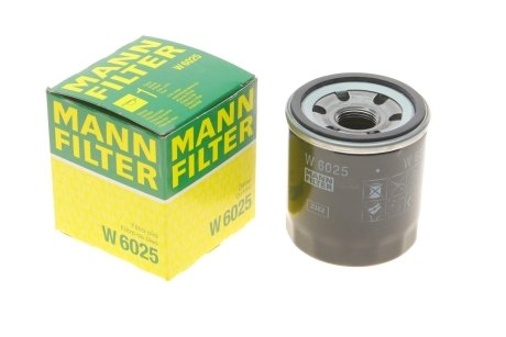 Фільтр масляний Renault Megane III 2.0CVT 09-/IV 1.6TCe 16-/Laguna III 2.0/3.5i 07-15 -FILTER MANN W 6025