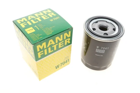 Фільтр масляний Nissan Primera/Almera/Sunny 1.3-3.0i 70-07 -FILTER MANN W 7041