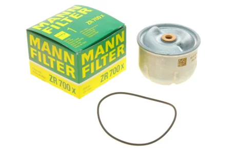 Масляний фільтр FORD TRANSIT LAND ROVER DEFENDER, DISCOVERY II 2.4D/2.5D/3.2D 06.98-02.16 MANN ZR 700 X