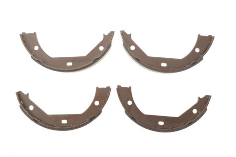 Колодки ручника BMW 1 (E81/E82/E88)/3 (E46/E90/E91)/5 (E39) 95-13 (185x20) Metelli 53-0017