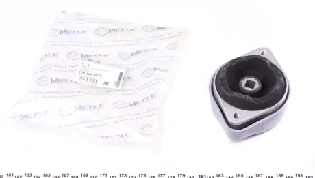 Подушка коробки передач передн лів/прав (акпп) AUDI A4 B5, A4 B6, A4 B7, A6 C5 SKODA SUPERB I VW PASSAT B5, PASSAT B5.5 1.8-3.0 01.95-03.08 MEYLE 100 399 0025