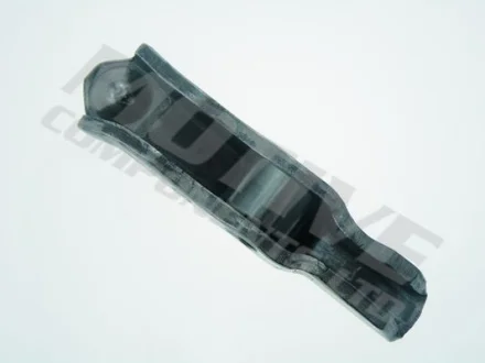 Коромисло HYUNDAI ACCENT II, ELANTRA III, GETZ, GRANDEUR, HIGHWAY, I30, MATRIX, SANTA FÉ I, SANTA FÉ II, SONATA V, TRAJET, TUCSON KIA CARENS I, CARENS III, CEE\'D 1.5D/2.0D/2.2D 03.01-03.13 MOTIVE RA67