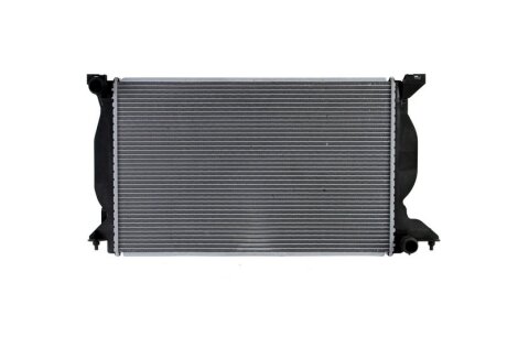 Радіатор охолодження двигуна NISSENS 60302A