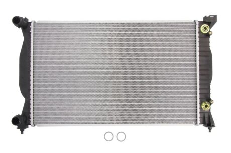 Радіатор системи охолодження NISSENS 60305A