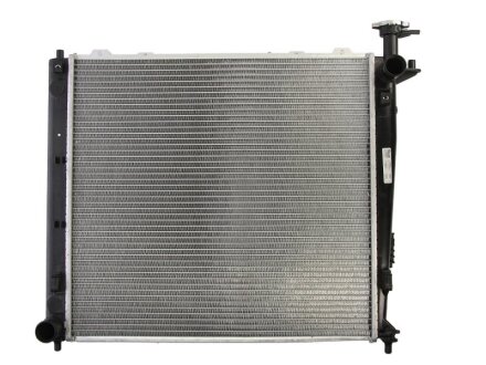 Радіатор охолодження двигуна NISSENS 66782