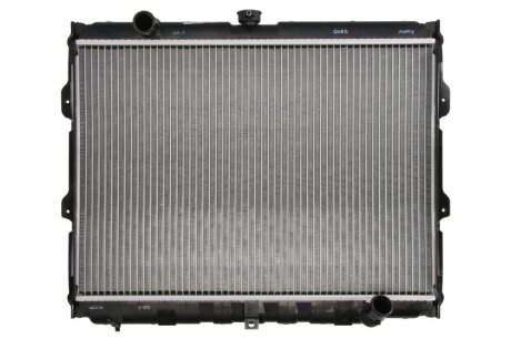 Радіатор охолодження двигуна NISSENS 67046