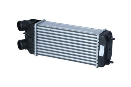Фото радіатор інтеркулера Citroen C2/C3/Peugeot 1007/207 1.6 HDi 05- NRF 30196 Радіатор інтеркулера Citroen C2/C3/Peugeot 1007/207 1.6 HDi 05- NRF 30196