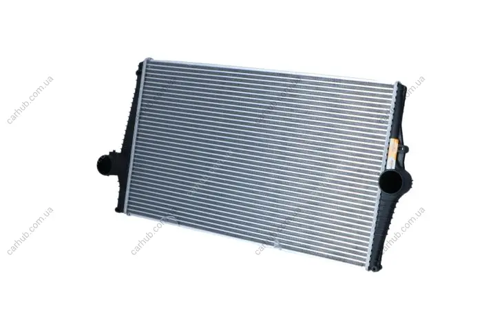 Радіатор інтеркулера Volvo XC90 I 02-14 NRF 30250 (фото 1)