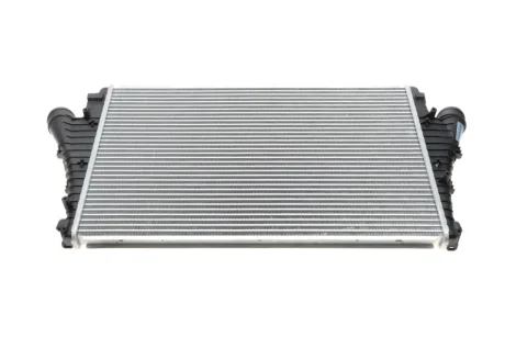 Радіатор інтеркулера Opel Vectra C/Signum 1.9CDTI 04-08 NRF 30475