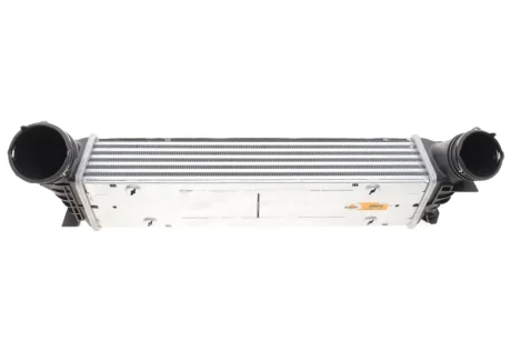 Радіатор інтеркулера BMW 1 (E81/E82/E87/E88)/3 (E90-E93)/X1 (E84) 2.0D N47 04-15 NRF 30907A