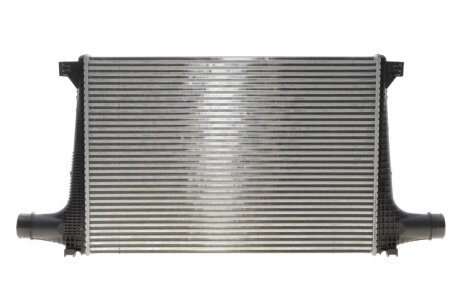 Радіатор інтеркулера Audi Q7/Q8 2.0TFSI/3.0TDI 15- NRF 309121