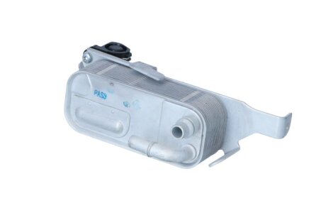 Радіатор масляний АКПП BMW X3 (F25)/X4 (F26) 1.6/2.0/3.0D 10-18 (теплообмінник) NRF 31857
