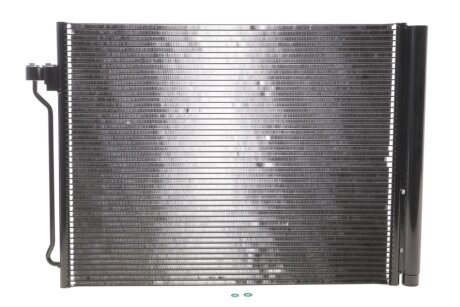 Фото радіатор кондиціонера BMW 5 (F10/F11)/7 (F01/F02/F03/F04) 09-18 NRF 350325 Радіатор кондиціонера BMW 5 (F10/F11)/7 (F01/F02/F03/F04) 09-18 NRF 350325