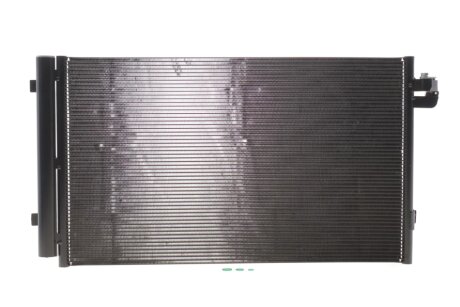 Радіатор кондиціонера (з осушувачем) BMW 5 (G30/F90)/7 (G11/G12)/8 (G16/F93/G14/F91/G15/F90) N63/S63 17- NRF 350560