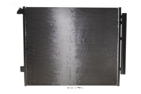 Радіатор кондиціонера (з осушувачем) MB G-class (W463)/GLE (V167/C167)/GLS (X167) 18- (OM656/M176/M177) NRF 350571