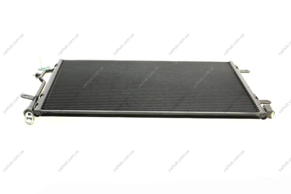 Радіатор кондиціонера Audi A4/A6 00-05 NRF 35404 (фото 1)
