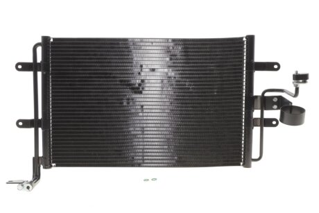 Радіатор кондиціонера VW Golf IV 1.9 TDI 00-05 NRF 35733