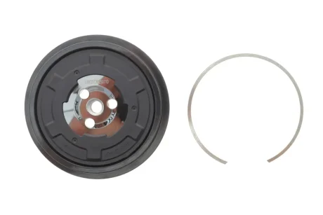 Шків компресора кондиціонера MB E-class (W211) 2.6-5.0 (M112/M113) 02-08 NRF 380051