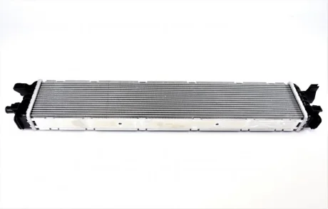 Радіатор охолодження Audi A4-A8 2.0D-4.0 07-18 NRF 50037