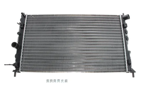 Радіатор охолодження Opel Vectra B 1.6-2.6 16V (Економ-клас) NRF 50563A