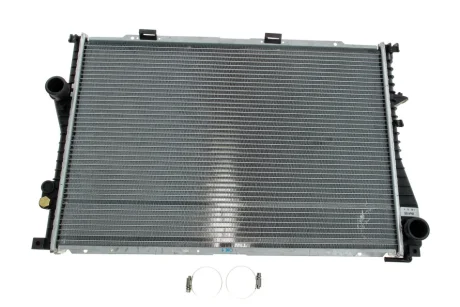 Радіатор охолодження BMW 5 (E39)/7 (E38) 2.5TD 96-04 NRF 53722