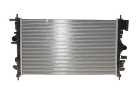 Фото радіатор охолодження Opel Insignia A 1.6-1.8 08- NRF 53773 Радіатор охолодження Opel Insignia A 1.6-1.8 08- NRF 53773