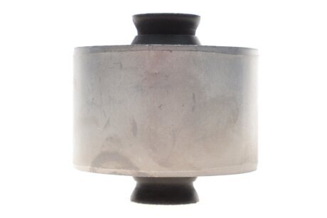 Сайлентблок балки (задньої) Renault Trafic/Opel Vivaro 01- OE Germany 801121