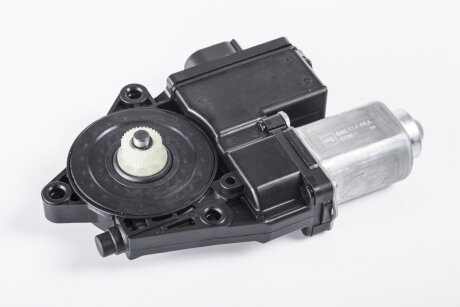 Двигун склопідіймача Лів PE AUTOMOTIVE 03017400A