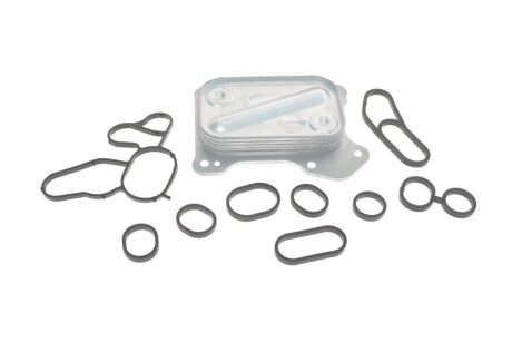 Радіатор масляний Fiat Doblo 1.3JTD 04- (теплообмінник) PIERBURG 7.09269.52.0