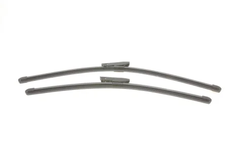 Щітки склоочисника (550/475мм) Dacia Duster 19-/Renault Thalia 08- RENAULT 288902078R