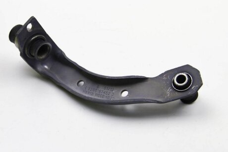 Фото кріплення підрамника RENAULT 8200197452 Кріплення підрамника RENAULT 8200197452