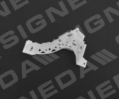 Фото кронштейн бампера MAZDA 3, 03 - 06 Signeda PMZ43071BL Кронштейн бампера MAZDA 3, 03 - 06 Signeda PMZ43071BL