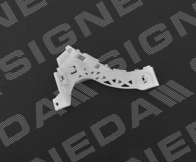 Фото кронштейн бампера на Mazda 3 2003-2006 Signeda PMZ43071BR Кронштейн бампера на Mazda 3 2003-2006 Signeda PMZ43071BR